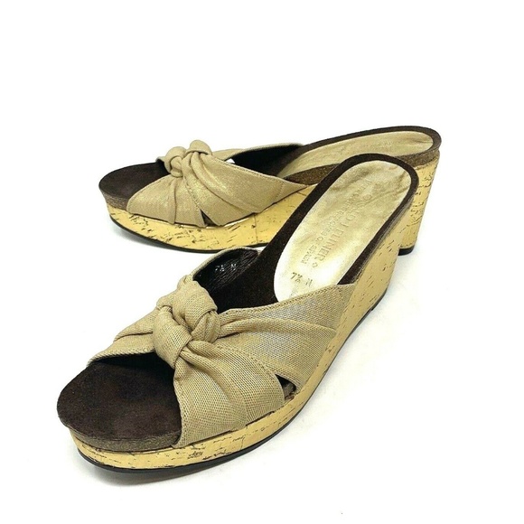 Donald J Pliner Metallic Gold Knot Wedges 7.5N - Picture 6 of 8